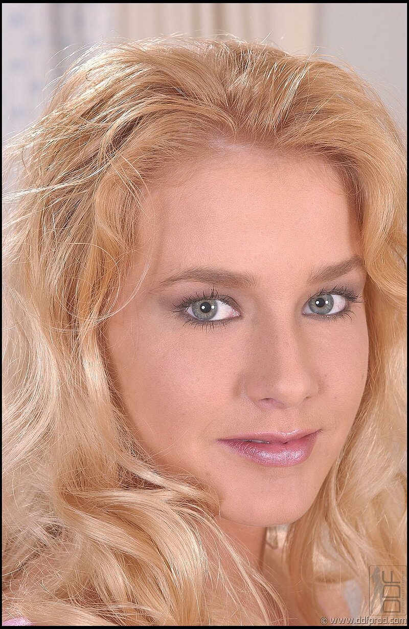 Мирослава, 24 года, 0 размер груди